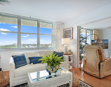 2121 N Ocean Boulevard - Photo Thumbnail 16