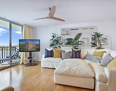 2121 N Ocean Boulevard - Photo Thumbnail 4