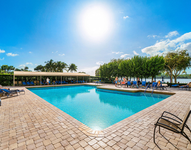 2121 N Ocean Boulevard - Photo Thumbnail 34