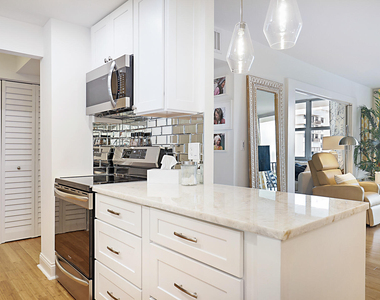 2121 N Ocean Boulevard - Photo Thumbnail 11
