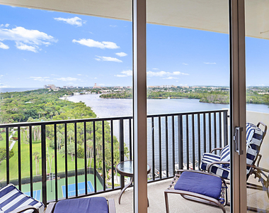 2121 N Ocean Boulevard - Photo Thumbnail 3