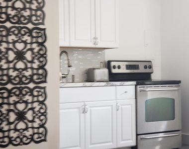 14313 N Flora Lane - Photo Thumbnail 6
