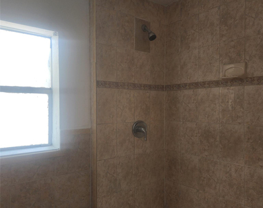 7800 Sw 9th Street - Photo Thumbnail 8