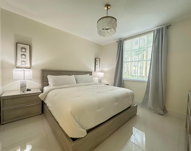 630 S Sapodilla Avenue - Photo Thumbnail 14