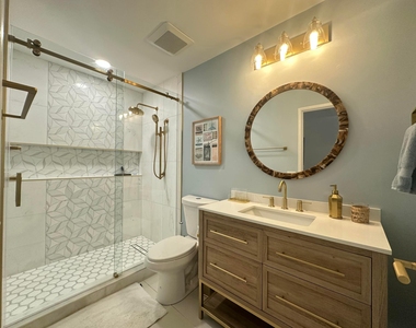 630 S Sapodilla Avenue - Photo Thumbnail 17