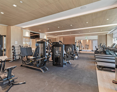 220 Lake Shore Drive - Photo Thumbnail 46