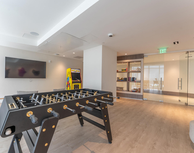 220 Lake Shore Drive - Photo Thumbnail 48