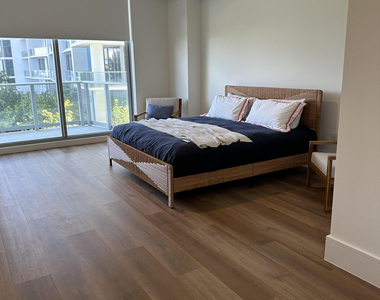 220 Lake Shore Drive - Photo Thumbnail 59