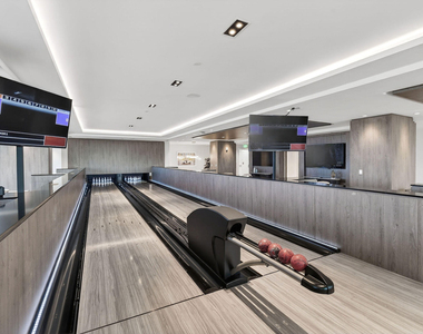 220 Lake Shore Drive - Photo Thumbnail 51