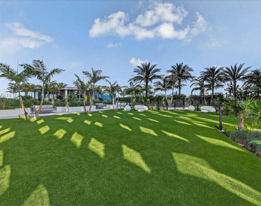 220 Lake Shore Drive - Photo Thumbnail 13
