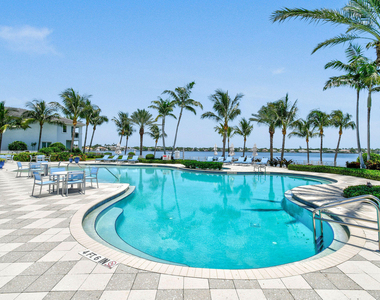 1 Water Club Way - Photo Thumbnail 5