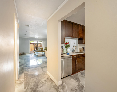 1129 Ne 210th Terrace - Photo Thumbnail 4