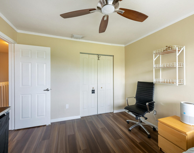 1129 Ne 210th Terrace - Photo Thumbnail 12