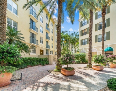 630 S Sapodilla Avenue - Photo Thumbnail 26