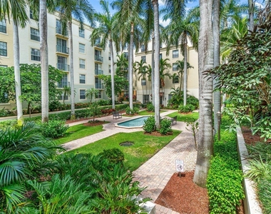 630 S Sapodilla Avenue - Photo Thumbnail 20