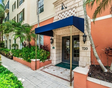 630 S Sapodilla Avenue - Photo Thumbnail 25