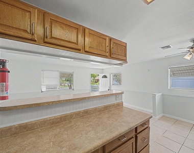 301 Se 21st Avenue - Photo Thumbnail 24