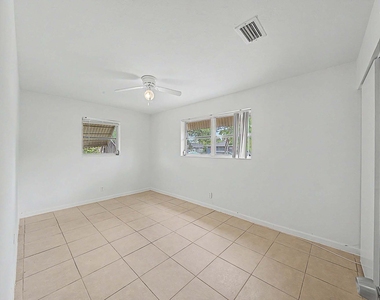301 Se 21st Avenue - Photo Thumbnail 11