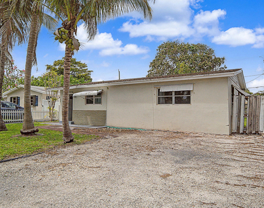301 Se 21st Avenue - Photo Thumbnail 4