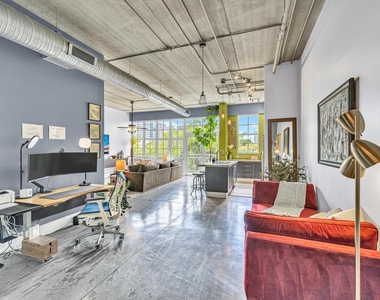 425 N Andrews Avenue - Photo Thumbnail 21
