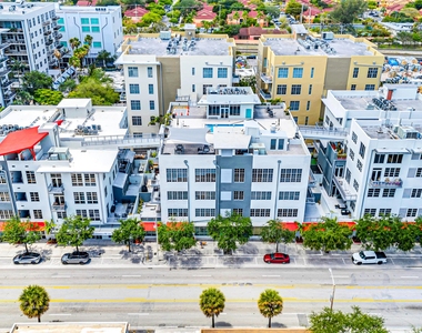 425 N Andrews Avenue - Photo Thumbnail 30