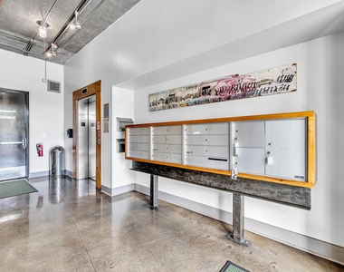 425 N Andrews Avenue - Photo Thumbnail 33