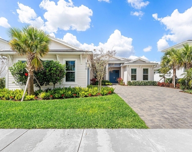 9256 Crestview Circle - Photo Thumbnail 3