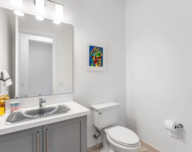 9256 Crestview Circle - Photo Thumbnail 25