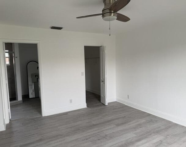 10758 Lake Jasmine Drive - Photo Thumbnail 22