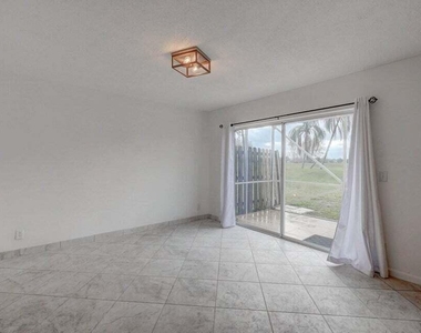 10758 Lake Jasmine Drive - Photo Thumbnail 10