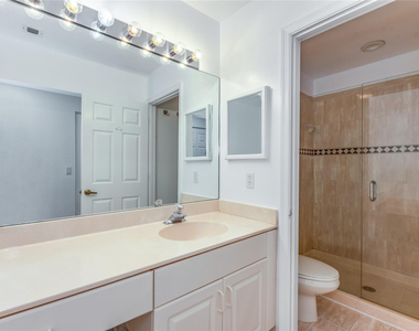 5704 Nw 127th Terrace - Photo Thumbnail 45