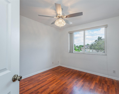 5704 Nw 127th Terrace - Photo Thumbnail 48