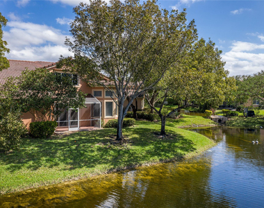 5704 Nw 127th Terrace - Photo Thumbnail 10