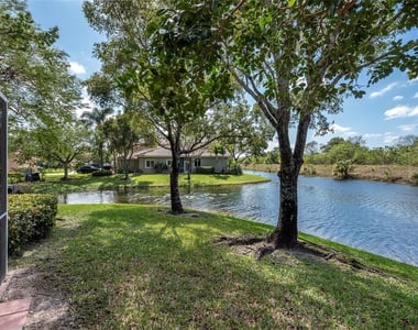 5704 Nw 127th Terrace - Photo Thumbnail 26