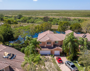 5704 Nw 127th Terrace - Photo Thumbnail 5
