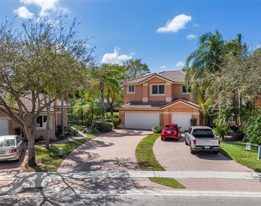 5704 Nw 127th Terrace - Photo Thumbnail 3