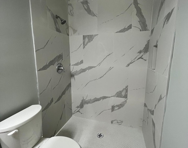 227 N E Street - Photo Thumbnail 9