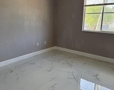 9831 Nw 24th Street - Photo Thumbnail 21