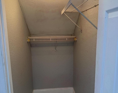 9831 Nw 24th Street - Photo Thumbnail 18