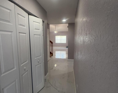 9831 Nw 24th Street - Photo Thumbnail 26