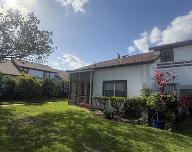 9831 Nw 24th Street - Photo Thumbnail 4