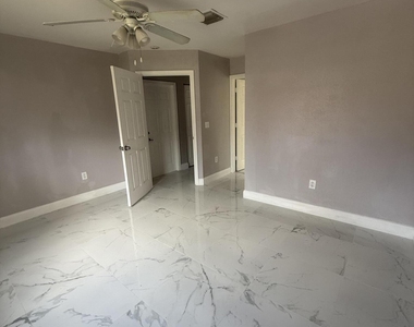 9831 Nw 24th Street - Photo Thumbnail 25