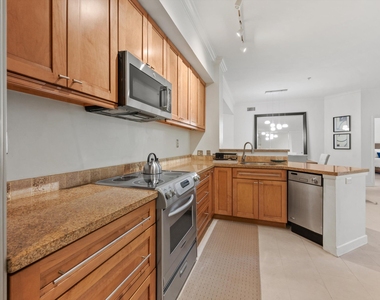 11780 Saint Andrews Place - Photo Thumbnail 9