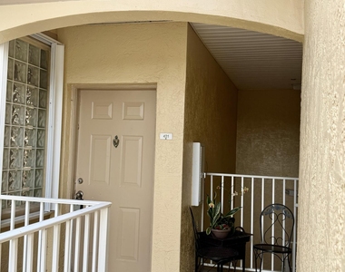 2080 Greenview Shores Boulevard - Photo Thumbnail 1