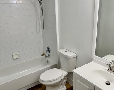 2080 Greenview Shores Boulevard - Photo Thumbnail 11