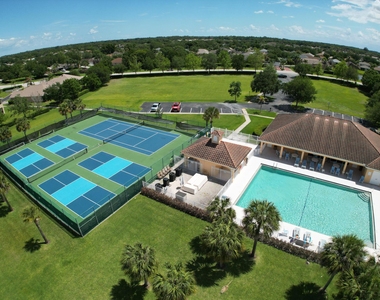515 S Valencia Cir Circle Sw - Photo Thumbnail 15