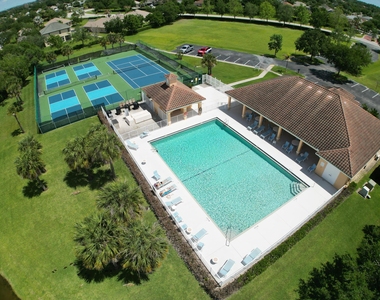 515 S Valencia Cir Circle Sw - Photo Thumbnail 16