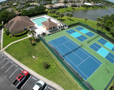 515 S Valencia Cir Circle Sw - Photo Thumbnail 17