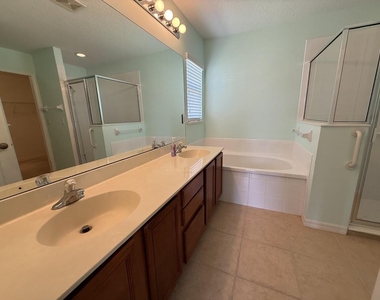 515 S Valencia Cir Circle Sw - Photo Thumbnail 18