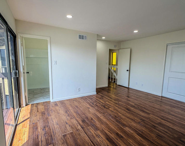 801 N M Street - Photo Thumbnail 9